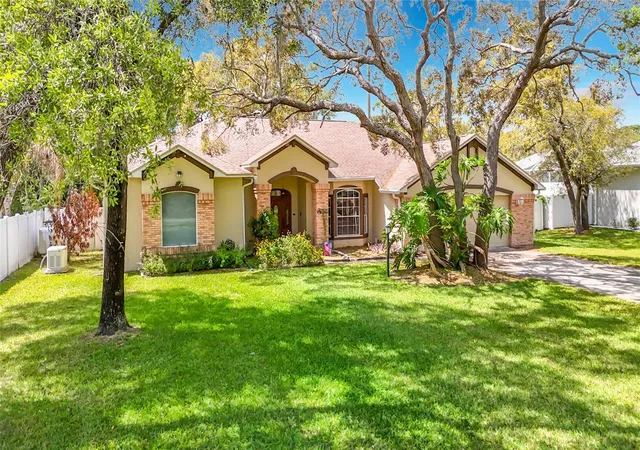 3rd image of 2087 Breezy Wy, Spring Hill, FL 34608 | MLS# W7884428