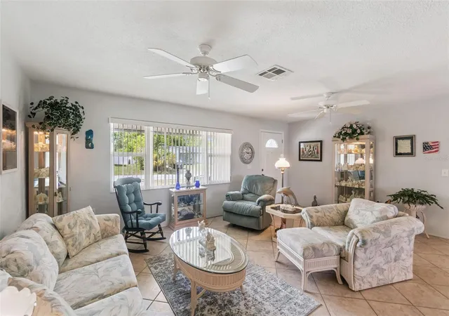 Homes for sale in Debary, FL | 31 Marigold Ln, Debary, FL 32713 | MLS# V4948265