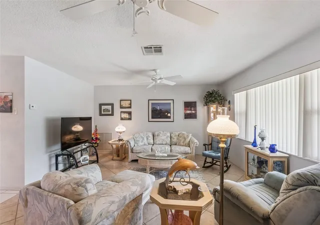 Homes for sale in Debary, FL | 31 Marigold Ln, Debary, FL 32713 | MLS# V4948265
