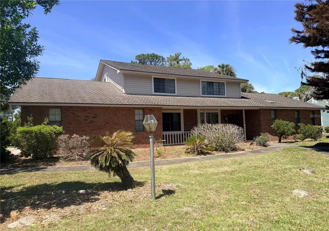 Photo 1 of Single family home for sale at 576 Pelican Bay Dr, Daytona Beach, FL 32119 | MLS# V4948269 | Listing updated on 2026-09-17