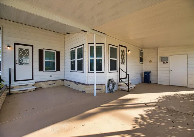 Photo 4 of Manufactured home for sale at 424 Tarde Logo Cir, North Port, FL 34287 | MLS# TB8492886 | Listing updated on 2026-09-22