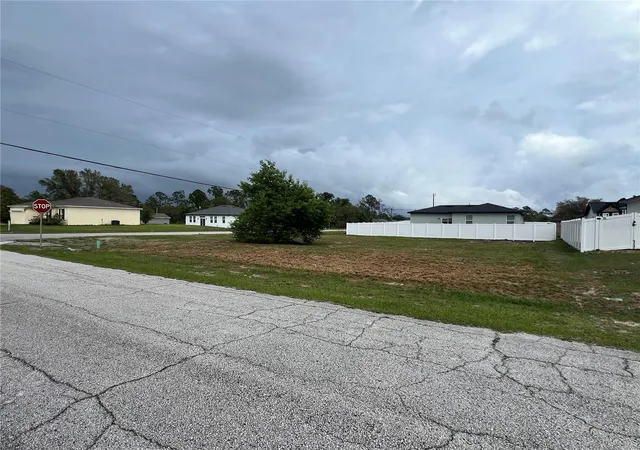 Homes for sale in Poinciana, FL | 1337 Hillsborough Dr, Poinciana, FL 34759 | MLS# P4938299
