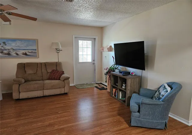 5th image of 1905 Canterbury Ln #E-9, Sun City Center, FL 33573 | MLS# TB8492907