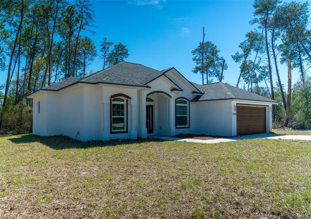 Photo 3 of Single family home for sale at 16559 SW 48th Terrace, Ocala, FL 34473 | MLS# S5146965 | Listing updated on 2026-04-17