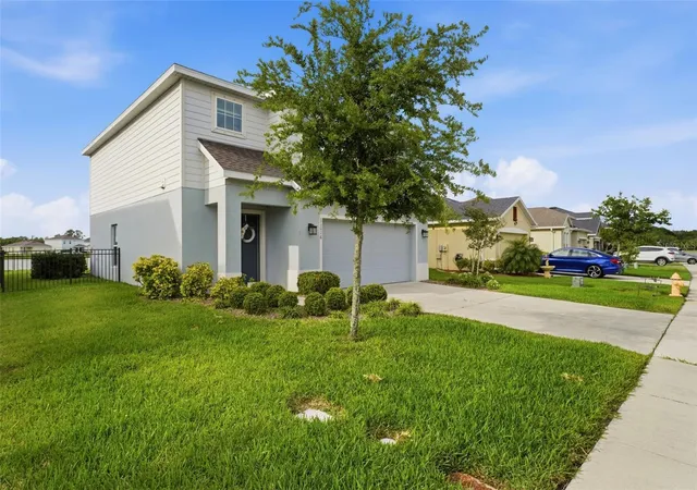 Photo 3 of Single family home for sale at 11016 Daybreak Glen, Parrish, FL 34219 | MLS# A4688425 | Listing updated on 2026-09-07