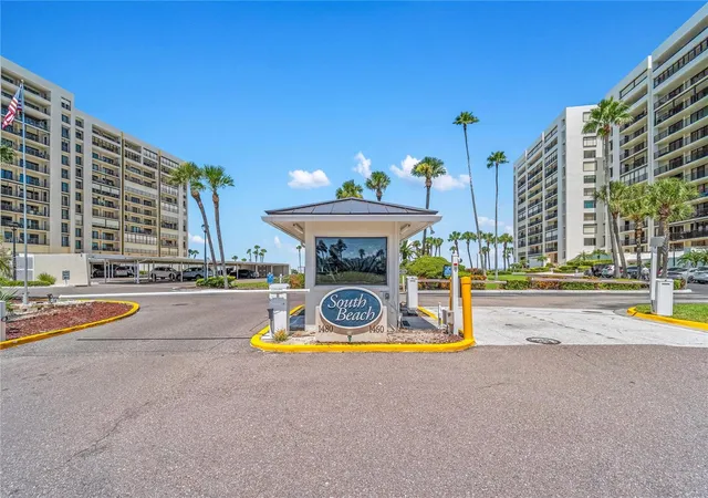 2nd image of 1480 Gulf Blvd, CLEARWATER BEACH, FL 33767
