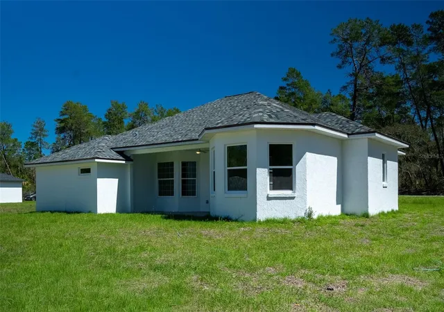 Photo 4 of Single family home for sale at 17820 SW 33rd Terrace, Ocala, FL 34473 | MLS# S5146969 | Listing updated on 2026-04-17