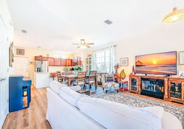 4th image of 1132 Martin Luther King Jr Ave, Dunedin, FL 34698 | MLS# TB8492953