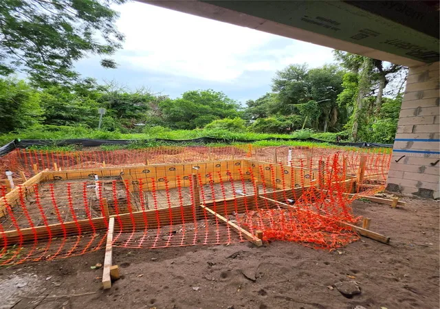 18th image of 833 Park Lake Ct, Orlando, FL 32803 | MLS# O6395529