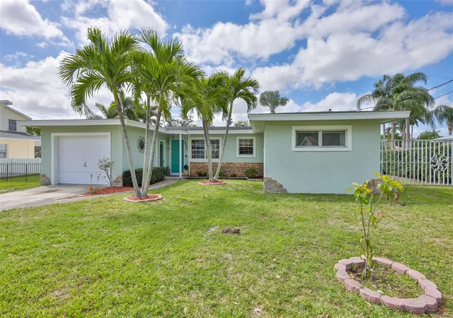 Photo 4 of Single family home for sale at 6907 9th Avenue NW, Bradenton, FL 34209 | MLS# A4688466 | Listing updated on 2026-04-23