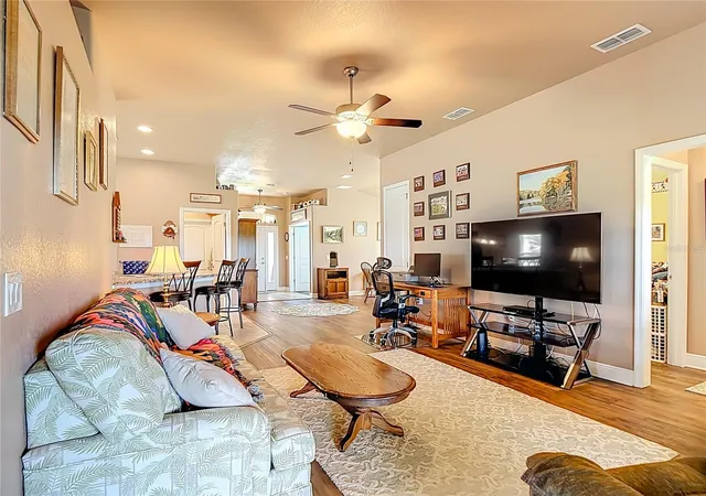 Photo 4 of Single family home for sale at 1170 Legatto Loop, Dundee, FL 33838 | MLS# P4938302 | Listing updated on 2026-09-24