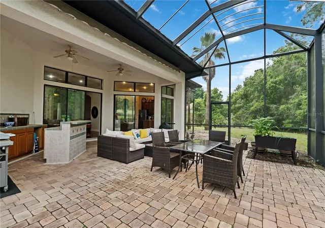 2nd image of 5204 Greens Dr, Lady Lake, FL 32159 | MLS# G5110432