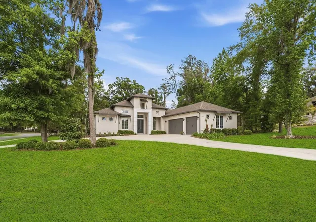 2nd image of 1003 Se 46th St, Ocala, FL 34480 | MLS# OM721979