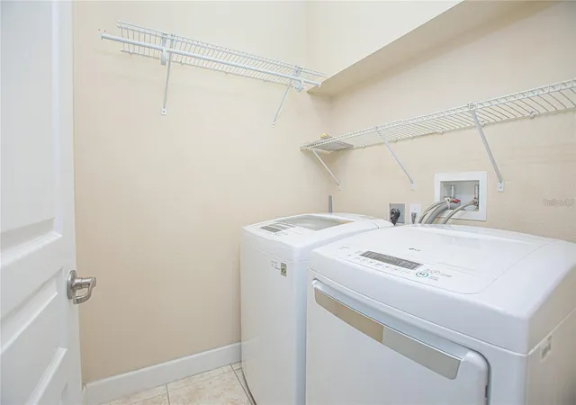 Photo 3 of Townhouse for sale at 10934 Savannah Landing Cir, Orlando, FL 32832 | MLS# O6395579 | Listing updated on 2026-10-16