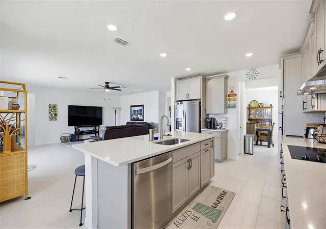 4th image of 2016 Rosewood Dr, Bartow, FL 33830 | MLS# TB8493068
