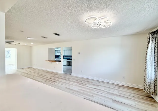 Photo 4 of Single family home for sale at 17469 SW 35th Avenue Rd, Ocala, FL 34473 | MLS# GC539073 | Listing updated on 2026-07-11