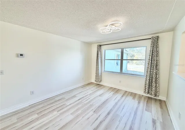 Photo 5 of Single family home for sale at 17469 SW 35th Avenue Rd, Ocala, FL 34473 | MLS# GC539073 | Listing updated on 2026-07-11