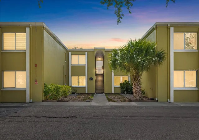 1st image of 3206 W Azeele St #227, Tampa, FL 33609 | MLS# TB8493077