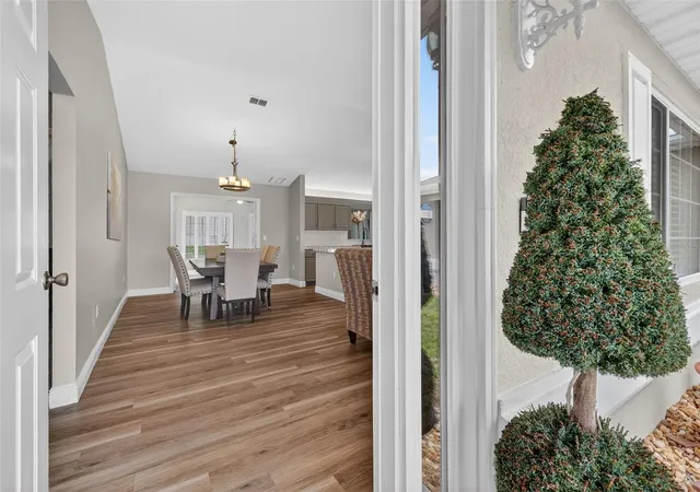 2nd image of 14023 Se 86th Cir, Summerfield, FL 34491 | MLS# OM721990