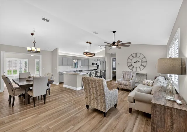 3rd image of 14023 Se 86Th Cir, Summerfield, FL 34491 | MLS# OM721990
