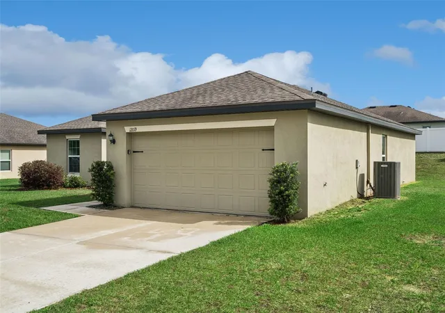 4th image of 12019 Indian Grass Wy, Leesburg, FL 34788 | MLS# O6395615