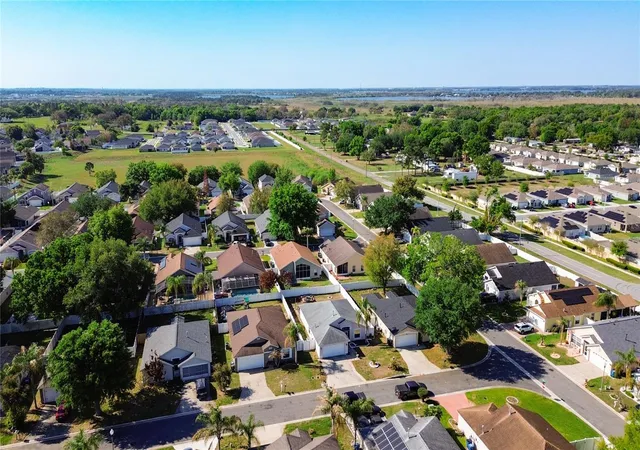 Photo 3 of Single family home for sale at 233 Verbena St, Davenport, FL 33837 | MLS# O6395616 | Listing updated on 2026-10-08