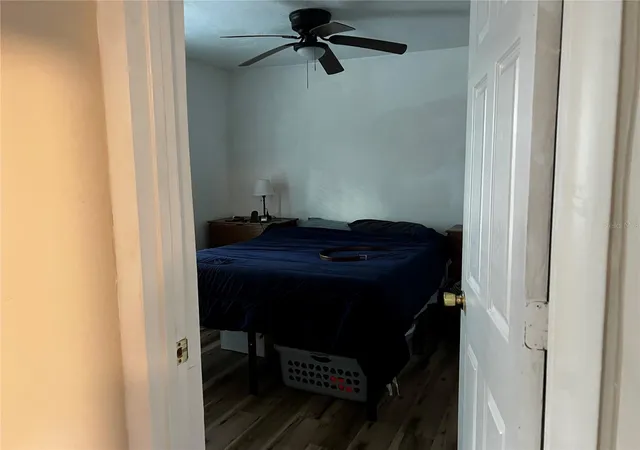5th image of 208 Ne 18Th St, Gainesville, FL 32641 | MLS# GC539076