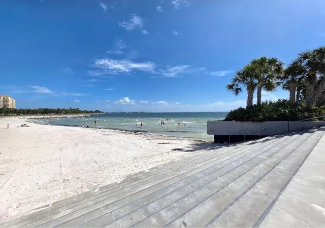 40th image of 2715 5th St S, St Petersburg, FL 33705 | MLS# A4688512