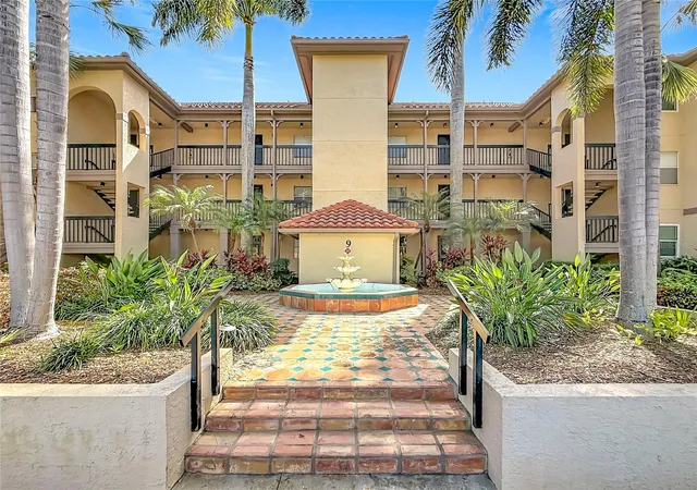Homes for sale in Clearwater, FL | 2400 Feather Sound Dr #933, Clearwater, FL 33762 | MLS# TB8493126