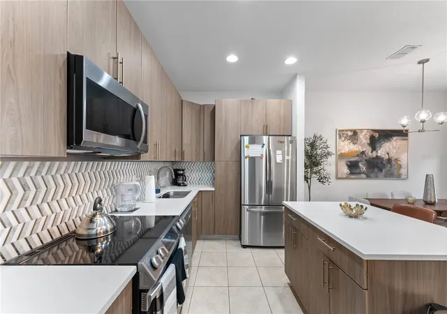 Photo 4 of Townhouse for sale at 2311 Caravelle Cir, Kissimmee, FL 34746 | MLS# O6395632 | Listing updated on 2026-08-06