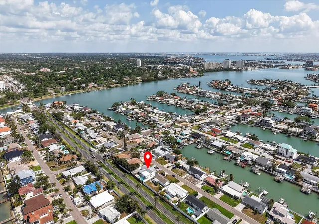 Photo 51 of Single family home for sale at 7919 Causeway Blvd S, Saint Petersburg, FL 33707 | MLS# TB8493139 | Listing updated on 2026-08-23