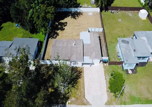 Photo 2 of Single family home for sale at 136 Lynbrook Dr, Orlando, FL 32807 | MLS# S5147011 | Listing updated on 2026-09-19