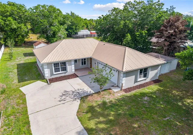 Photo 1 of Sale Pending at 750 W New Nolte Rd, Saint Cloud, FL 34769 | MLS# S5147017 | Listing updated on 2026-08-13