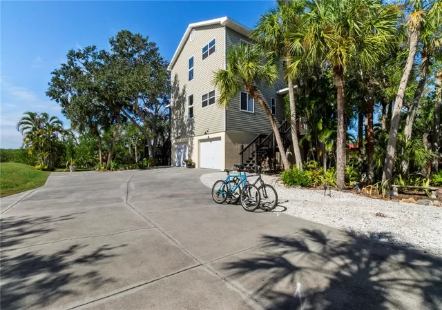 Homes for sale in Terra Ceia, FL | 7325 Holly Rd, Terra Ceia, FL 34250 | MLS# A4688524