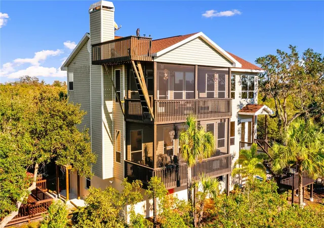 3rd image of 7325 Holly Rd, Terra Ceia, FL 34250 | MLS# A4688524