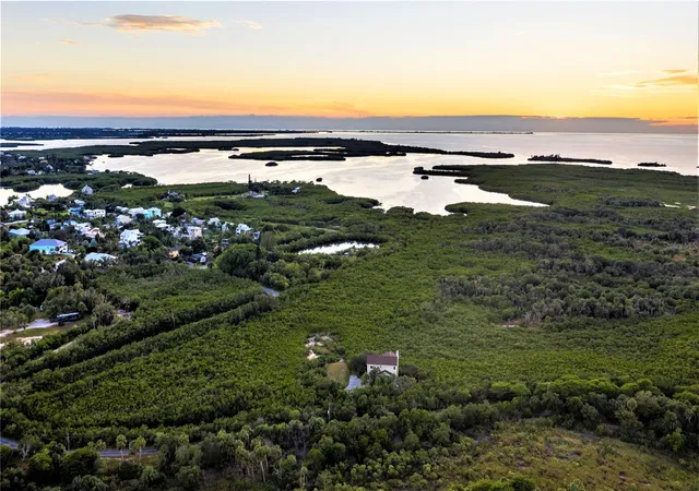 2nd image of 7325 Holly Rd, Terra Ceia, FL 34250 | MLS# A4688524
