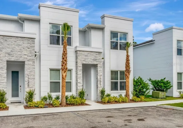 Photo 1 of Townhouse for sale at 17305 Hidden Forest Dr, Clermont, FL 34714 | MLS# S5147022 | Listing updated on 2026-10-01