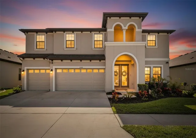 Photo 2 of Single family home for sale at 12444 Horseshoe Bnd Dr, Lithia, FL 33547 | MLS# TB8493182 | Listing updated on 2026-10-09