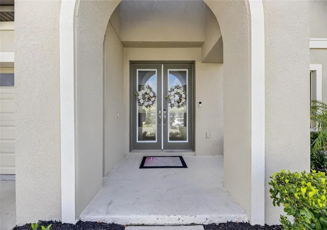 3rd image of 12444 Horseshoe Bend Dr, Lithia, FL 33547 | MLS# TB8493182