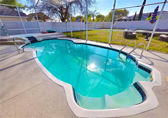 4th image of 7927 Roundelay Dr, New Port Richey, FL 34654 | MLS# TB8493202