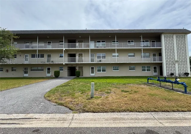 1st image of 5720 13th Ave N #106B, St Petersburg, FL 33710 | MLS# TB8493204