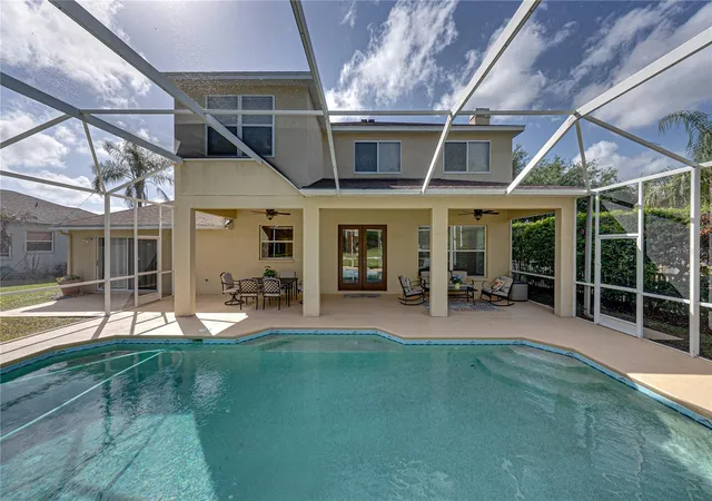 4th image of 5104 Whispering Leaf Trl, Valrico, FL 33596 | MLS# TB8493213