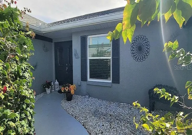 2nd image of 1840 Flametree Ln, Venice, FL 34293 | MLS# O6395691