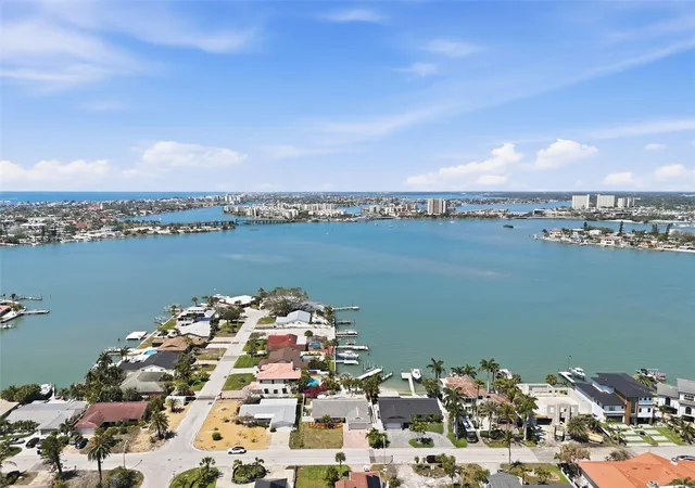 Homes for sale in St Pete Beach, FL | 711 64th Ave, St Pete Beach, FL 33706 | MLS# TB8493217