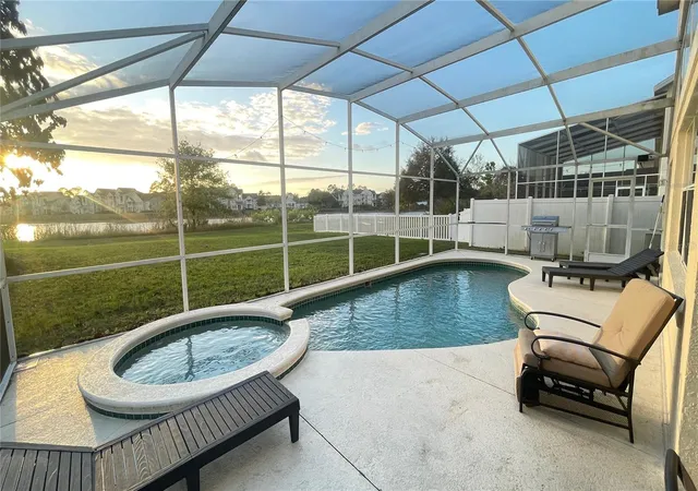 Photo 2 of Single family home for sale at 642 Pinewood Dr, Davenport, FL 33896 | MLS# O6395699 | Listing updated on 2026-09-25