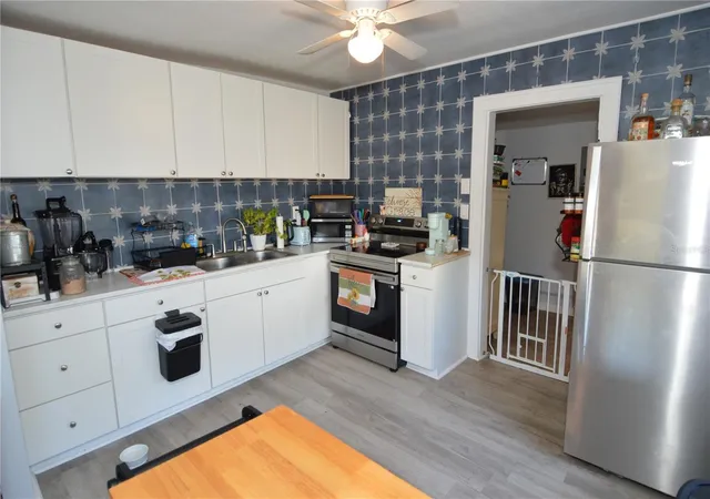 2nd image of 2852 60th Ave N, St Petersburg, FL 33714 | MLS# TB8493238
