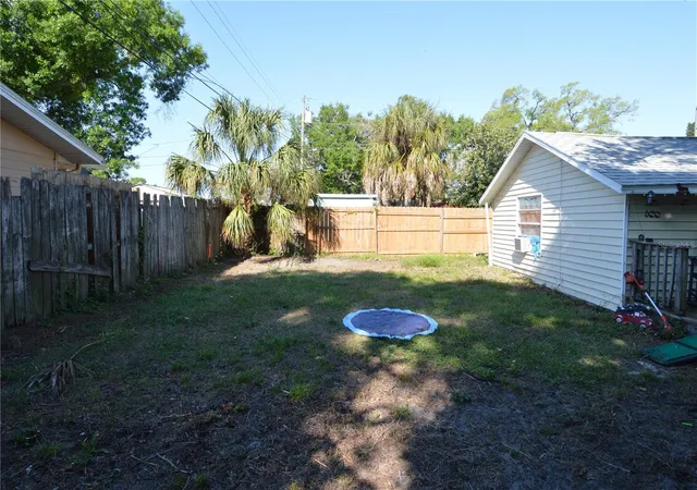 49th image of 2852 60th Ave N, St Petersburg, FL 33714 | MLS# TB8493238