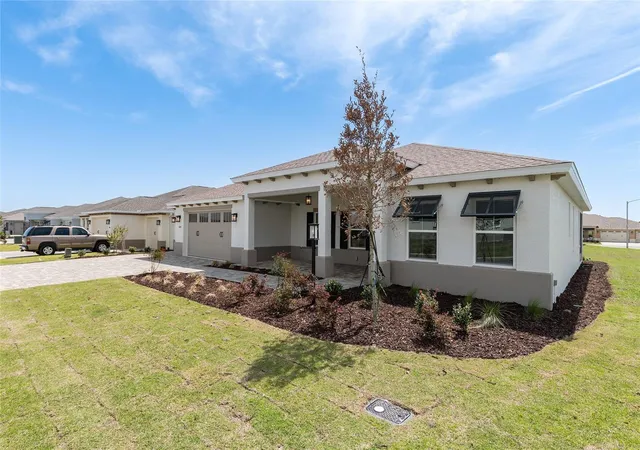 Photo 2 of Single family home for sale at 10154 Sw 85th Place Rd, Ocala, FL 34481 | MLS# OM722018 | Listing updated on 2026-10-06