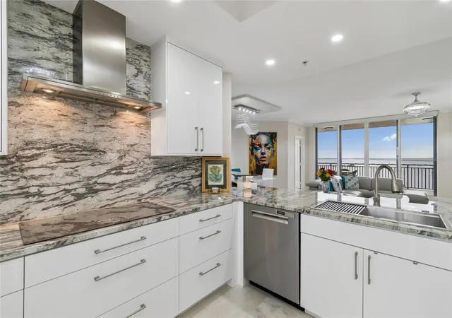 2nd image of 5823 Bowen Daniel Dr, Tampa, FL 33616
