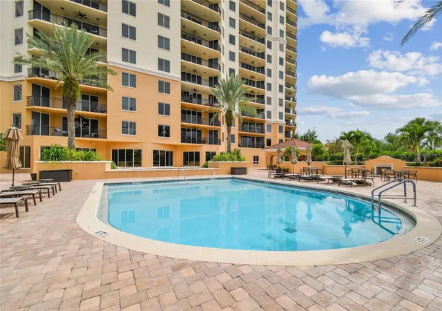 5th image of 5823 Bowen Daniel Dr, Tampa, FL 33616